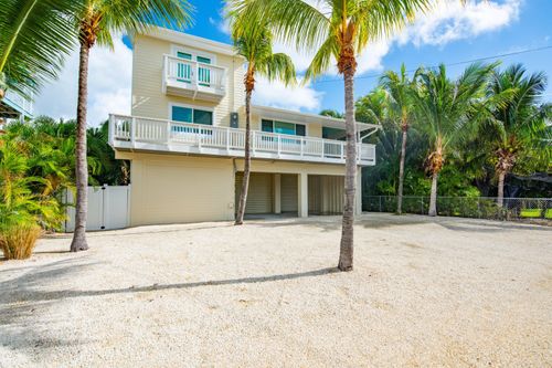 1185 Hakluyt Ln, Cudjoe Key, FL, 33042-4323 | Card Image
