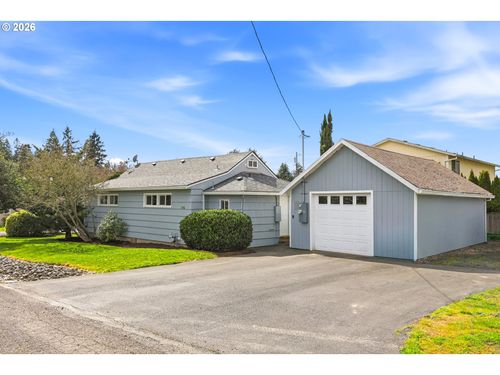 896 5th St, Lafayette, OR, 97127-9109 | Card Image
