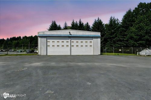 5339 E Rezanof Drive, Kodiak, AK, 99615 | Card Image