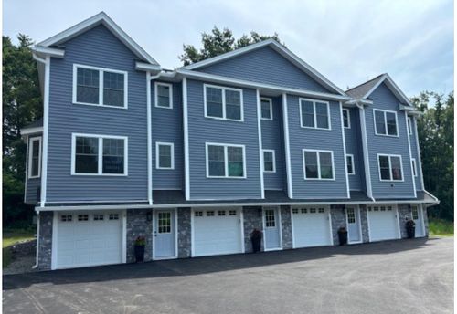 9-32 Charter Street, Exeter, NH, 03833 | Card Image