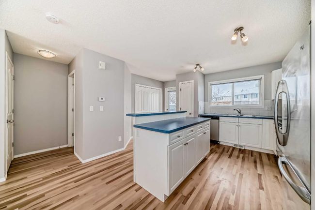 176 Cramond Green Se, Home with 3 bedrooms, 1 bathrooms and null parking in Calgary AB | Image 4