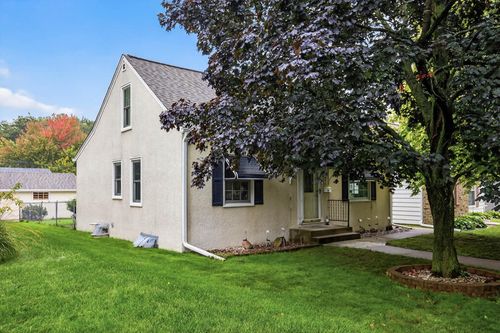 2650 Zenith Ave N, Robbinsdale, MN, 55422-5412 | Card Image