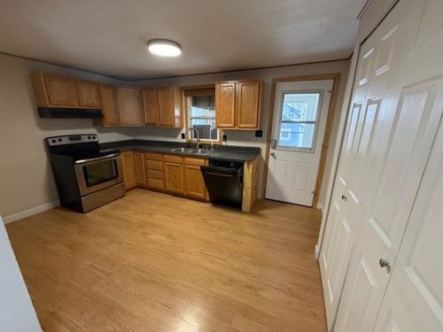 824 12th St N, Virginia, MN, 55792-2228 | Card Image