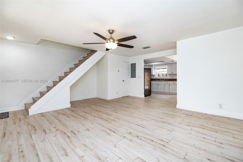 305-7920 Kimberly Blvd, North Lauderdale, FL, 33068-3263 | Card Image