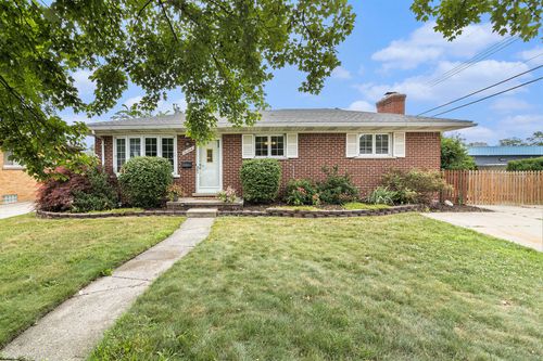 31504 Windsor St, Garden City, MI, 48135-1762 | Card Image