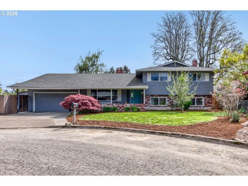 5050 Se Robin Ct, Milwaukie, OR, 97267-3127 | Card Image