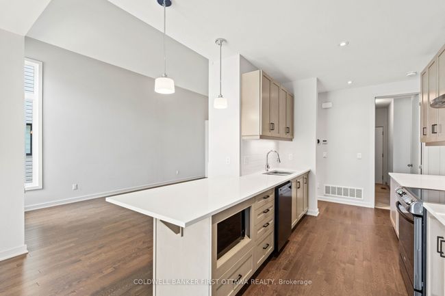 945 Islington Way, House other with 4 bedrooms, 4 bathrooms and 4 parking in Ottawa ON | Image 12