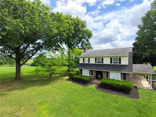301 Ontelaunee Dr, Shoemakersville, PA, 19555-9150 | Card Image