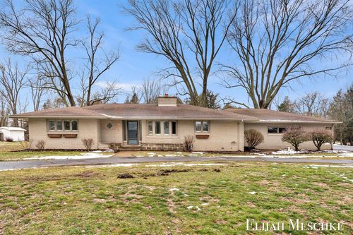 296 Henry St, Coopersville, MI, 49404-1144 | Card Image