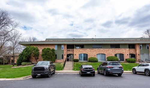 9-4073 W Rivers Edge Circle, Brown Deer, WI, 53209 | Card Image