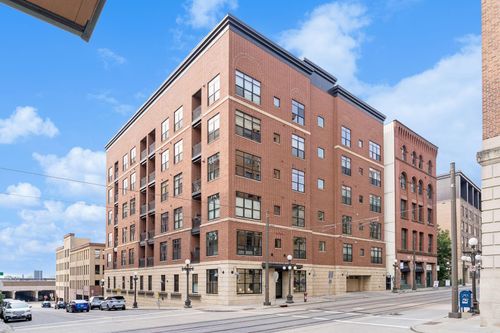 203-270 4th St E, Saint Paul, MN, 55101-2707 | Card Image