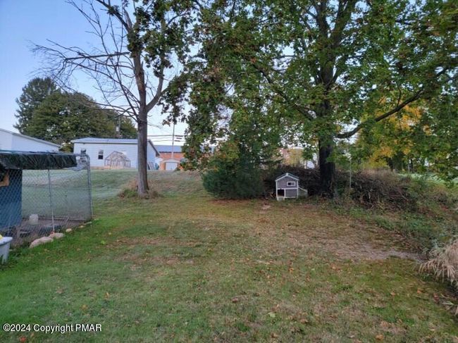 Yard | Image 7