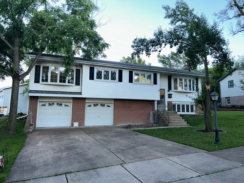 9019 Beechnut Road, Hickory Hills, IL, 60457 | Card Image