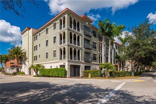 5306-8000 Via Sardinia Way, ESTERO, FL, 33928-2647 | Card Image