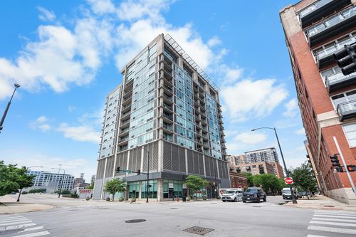 1409-700 W Van Buren St, Chicago, IL, 60607-3619 | Card Image