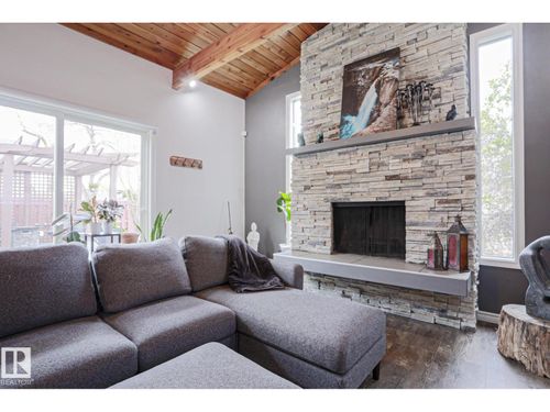 9828 169 St Nw, Edmonton, AB, T5P3X4 | Card Image
