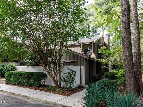 16 Dartford Ct, Chapel Hill, NC, 27517-8667 | Card Image