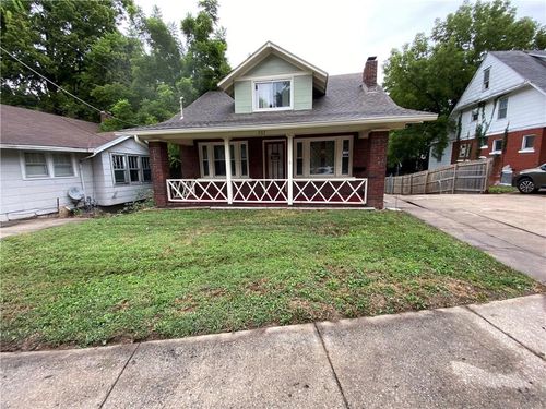 707 N River Blvd, Independence, MO, 64050-2422 | Card Image