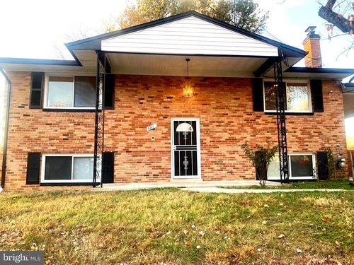 5717 Colon Ter, TEMPLE HILLS, MD, 20748-3719 | Card Image