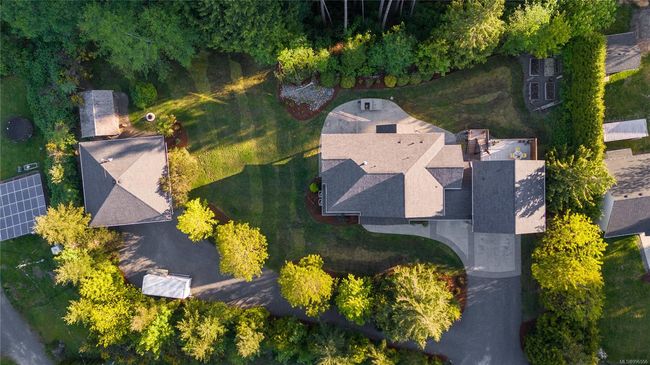 3022 Sarah Dr, House other with 5 bedrooms, 4 bathrooms and 5 parking in Sooke BC | Image 56