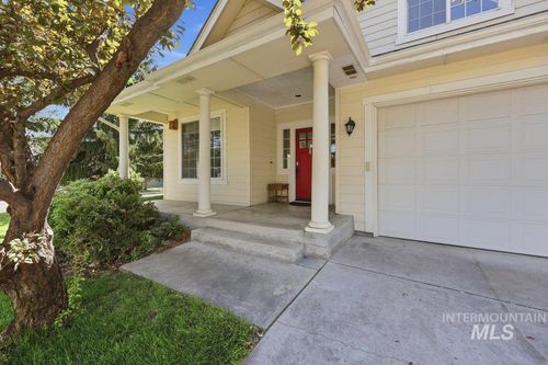 1923 E Pratt St, Meridian, ID, 83642-3593 | Card Image