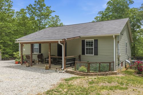 2251 Iron Hill Rd, Parsons, TN, 38363-2950 | Card Image