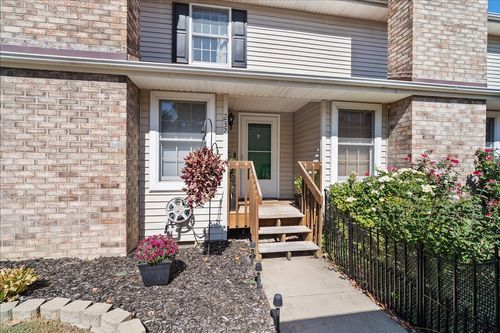 apt-232-903 N Linden St, Normal, IL, 61761-1779 | Card Image