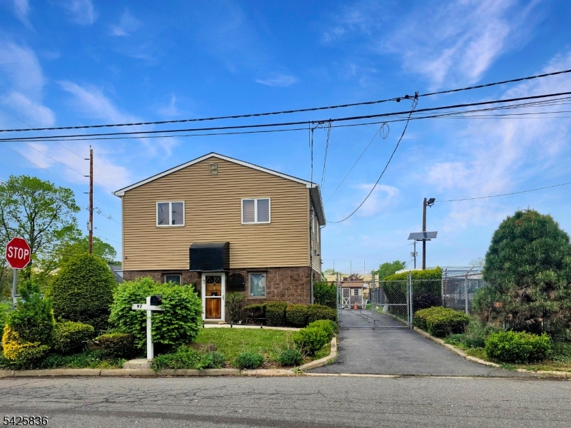 Commercial Lease in Franklin Twp. 3