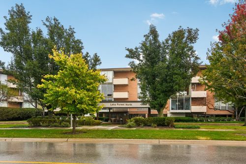 231-1301 N Western Avenue, Lake Forest, IL, 60045 | Card Image