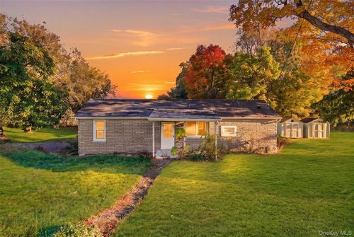 1094 Milton Tpke, Clintondale, NY, 12515-5021 | Card Image