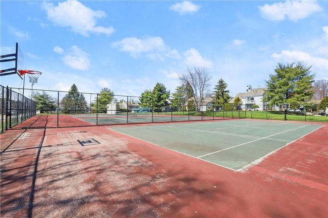 80 Lake Ridge Cv, Condo with 1 bedrooms, 1 bathrooms and 1 parking in Mohegan Lake NY | Image 27