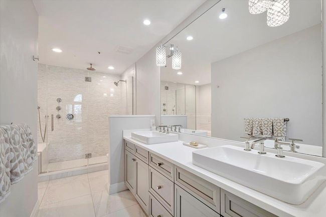 Luxurious primary bathroom | Image 13