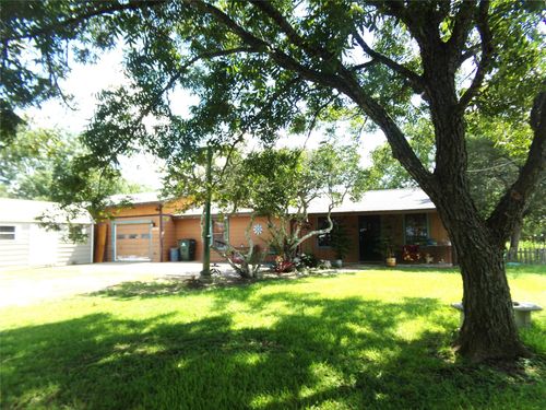 1021 Private Road 10, Weimar, TX, 78962-4407 | Card Image