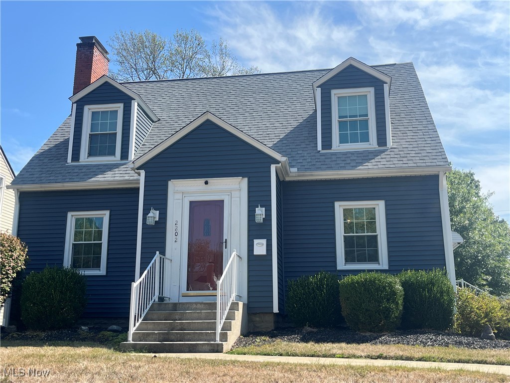 Hazel Ave, Zanesville, OH 43701