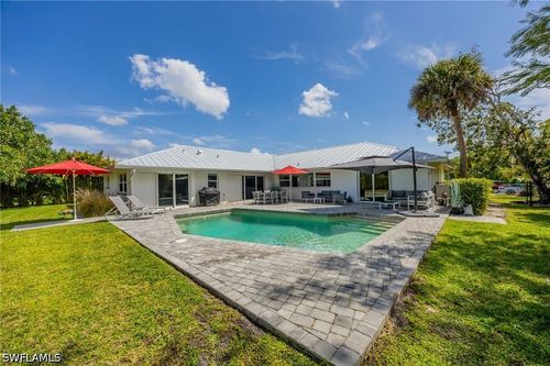 409 Cypress Way, NAPLES, FL, 34110-1107 | Card Image