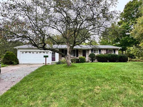 3306 Woodvalley Dr, Flushing, MI, 48433-2264 | Card Image