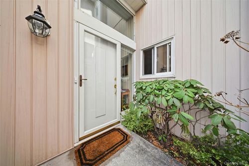 78 Hidden Ridge Dr, Syosset, NY, 11791-4306 | Card Image