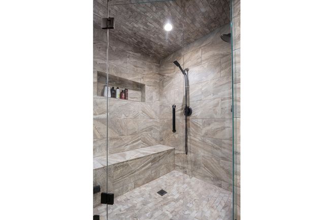 Full bath with a steam shower | Image 31