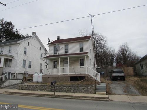 81 Main St, YORKANA, PA, 17406-8204 | Card Image