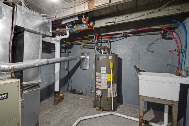 11586 Saint Aubin St, Home with 0 bedrooms, 2 bathrooms and 1 parking in Hamtramck MI | Image 24