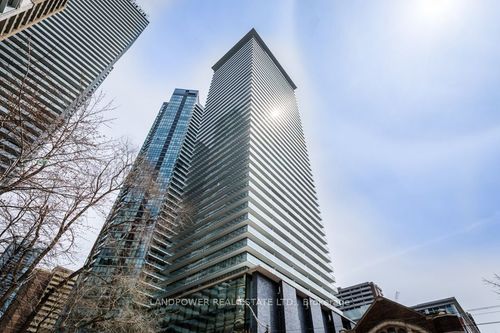 1506-33 Charles St E, Toronto, ON, M4Y0A2 | Card Image
