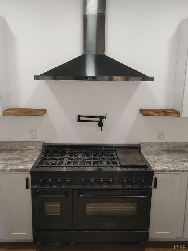 8915 Charlemont Rd, House other with 3 bedrooms, 3 bathrooms and null parking in Goode VA | Image 13