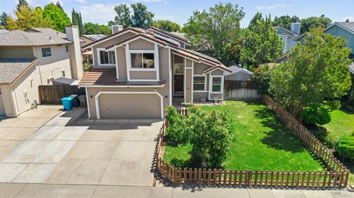 719 Greenhaven Drive, Vacaville, CA, 95687 | Card Image