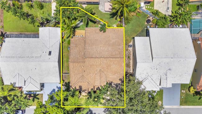 10186 Balsa Way, House other with 3 bedrooms, 2 bathrooms and null parking in Palm Beach Gardens FL | Image 32