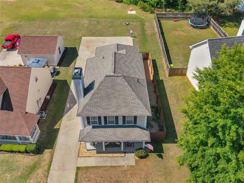 165 Brasch Park Dr, Grantville, GA, 30220-2138 | Card Image