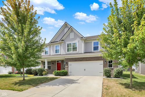 18827 Weihe Ln, Westfield, IN, 46062-9357 | Card Image