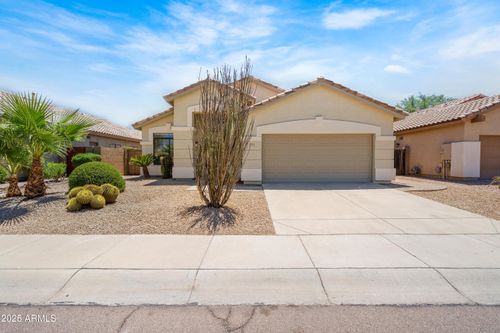 3905 E Kristal Way, Phoenix, AZ, 85050-6357 | Card Image