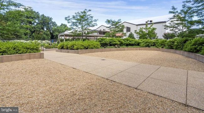 APT-303 - 1800 Old Meadow Rd, Condo with 2 bedrooms, 2 bathrooms and null parking in MCLEAN VA | Image 26
