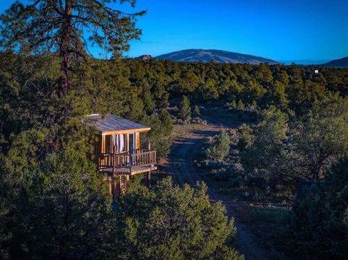 38117 Us Highway 285, Tres Piedras, NM, 87577-8079 | Card Image