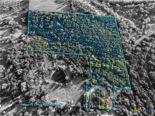 126 Cottonwood Dr, Gatesville, TX, 76528-2403 | Card Image